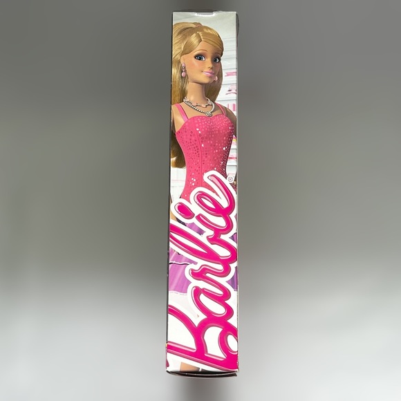 NEW 2013 Barbie Life in the Dreamhouse My Fab Fashions - Picture 5 of 8